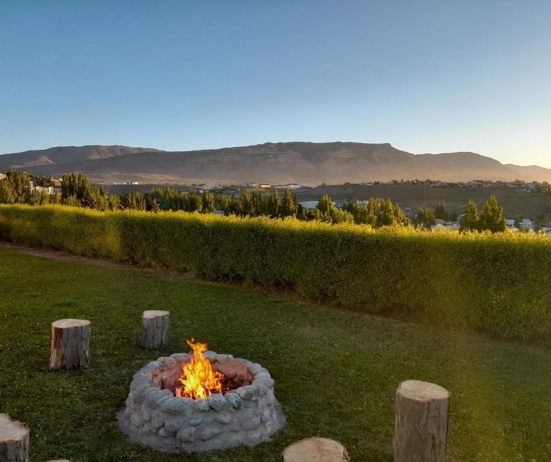 Casa Luminosa Con Parque Y Vista Espectacular El Calafate Exterior foto