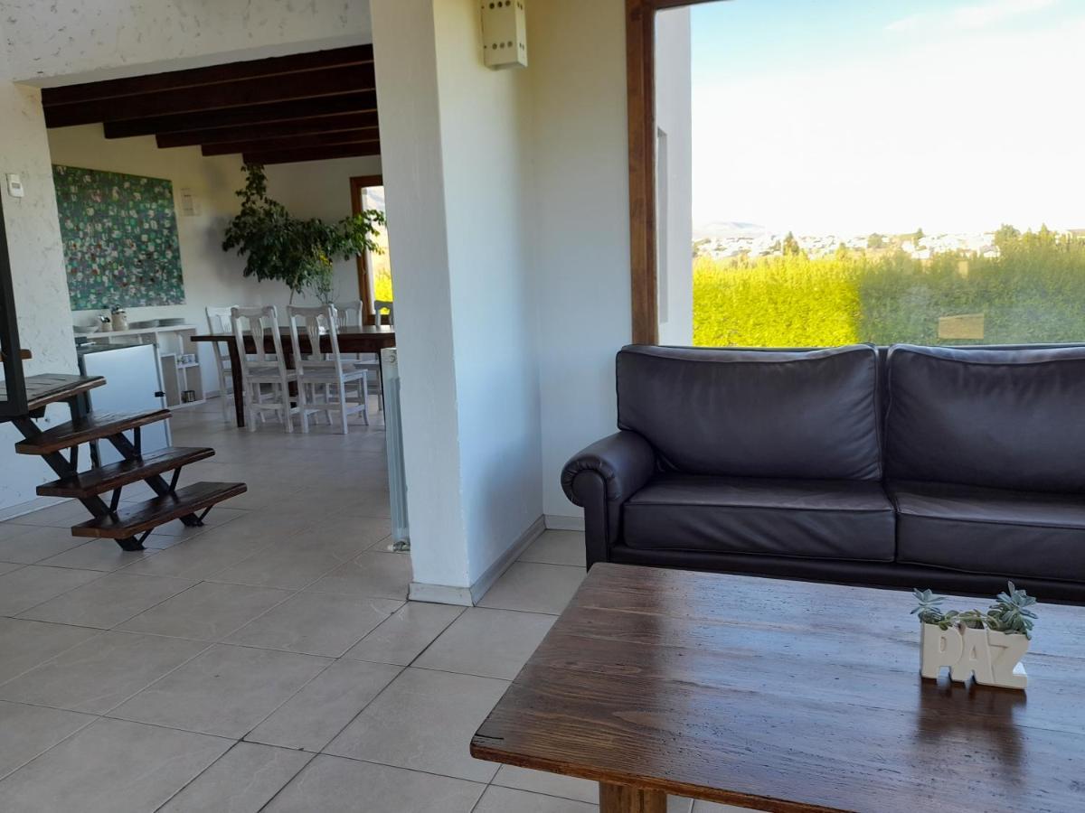 Casa Luminosa Con Parque Y Vista Espectacular El Calafate Exterior foto
