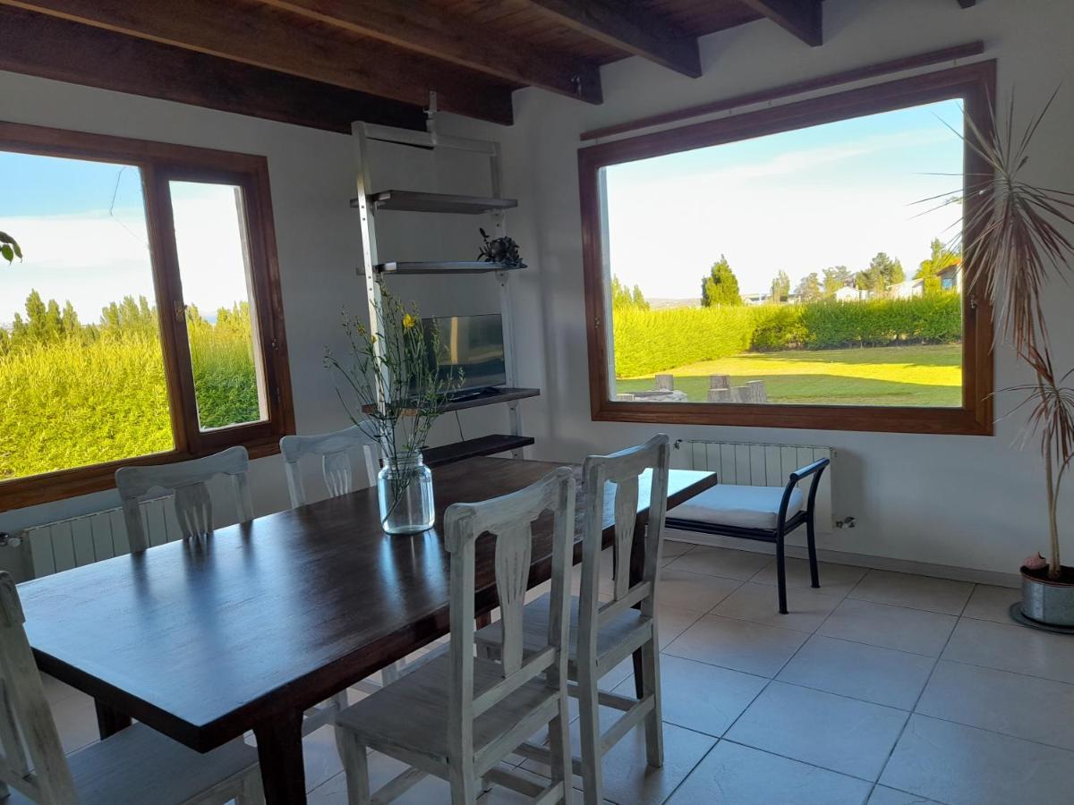 Casa Luminosa Con Parque Y Vista Espectacular El Calafate Exterior foto